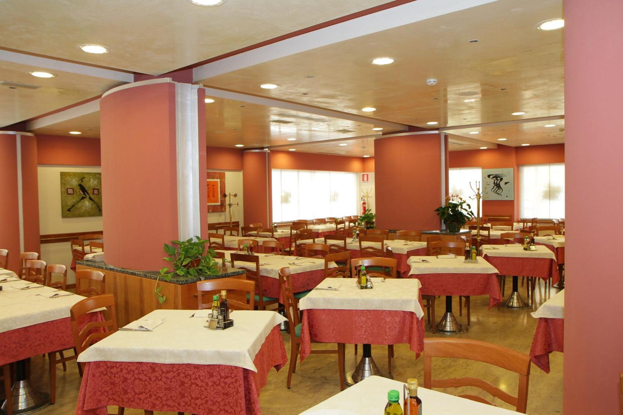 Hotel Ezzelino San Zenone Bagian luar foto
