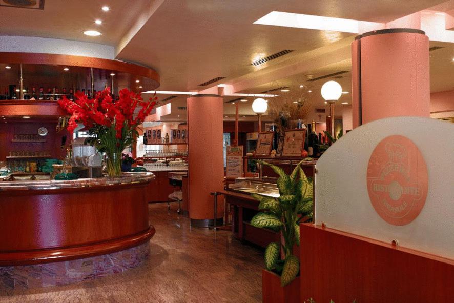 Hotel Ezzelino San Zenone Bagian luar foto