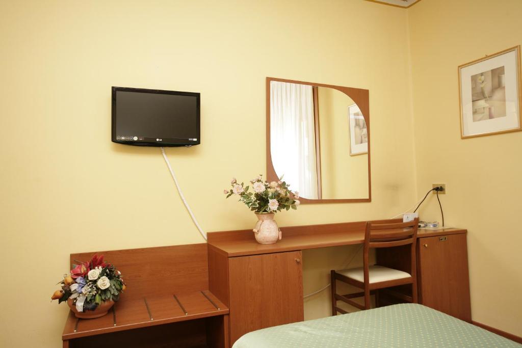 Hotel Ezzelino San Zenone Ruang foto